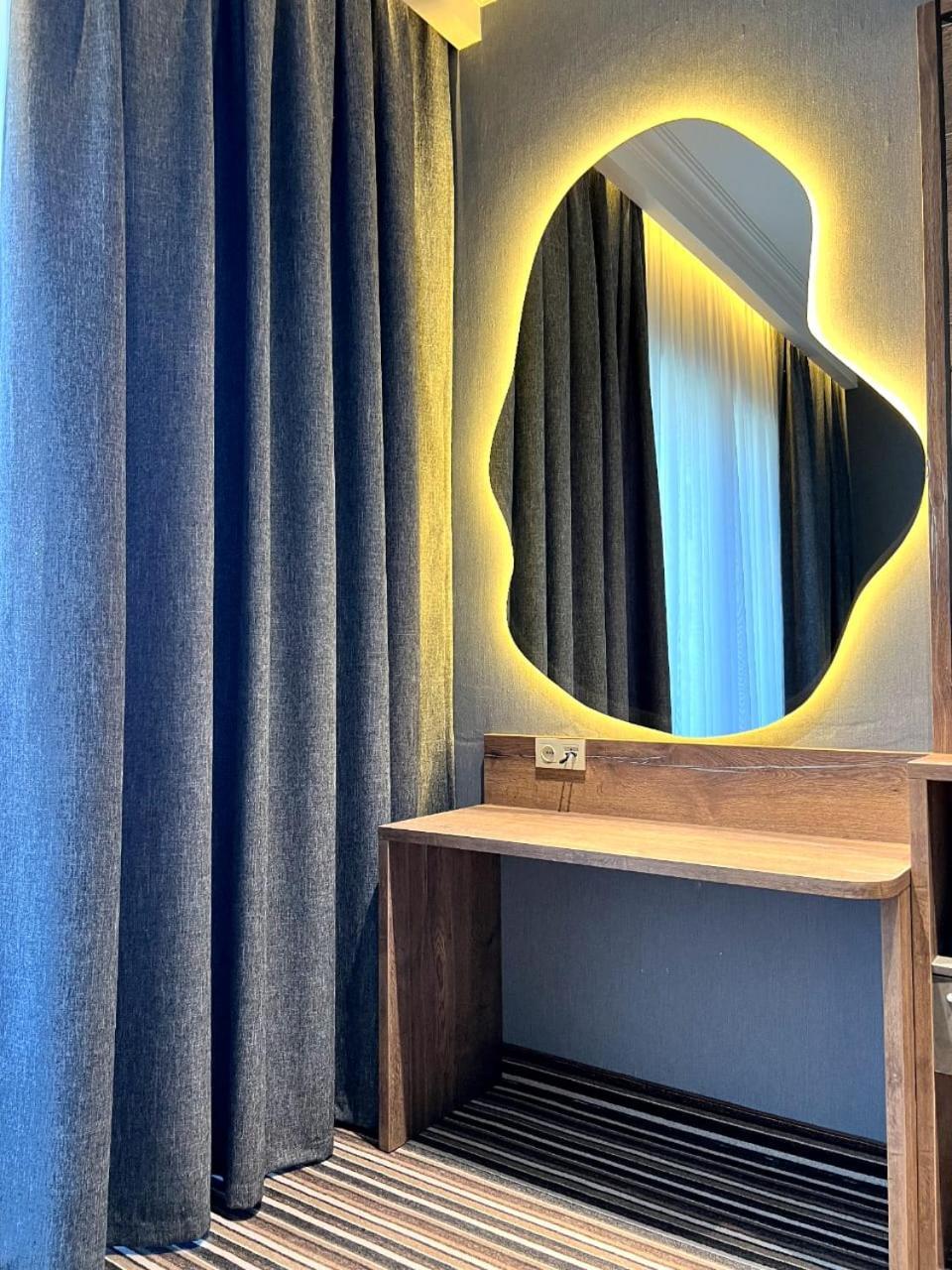 Sapar Standart Hotel Tsjimkent Eksteriør bilde