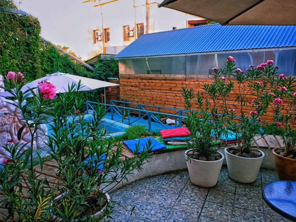 Sapar Standart Hotel Tsjimkent Eksteriør bilde